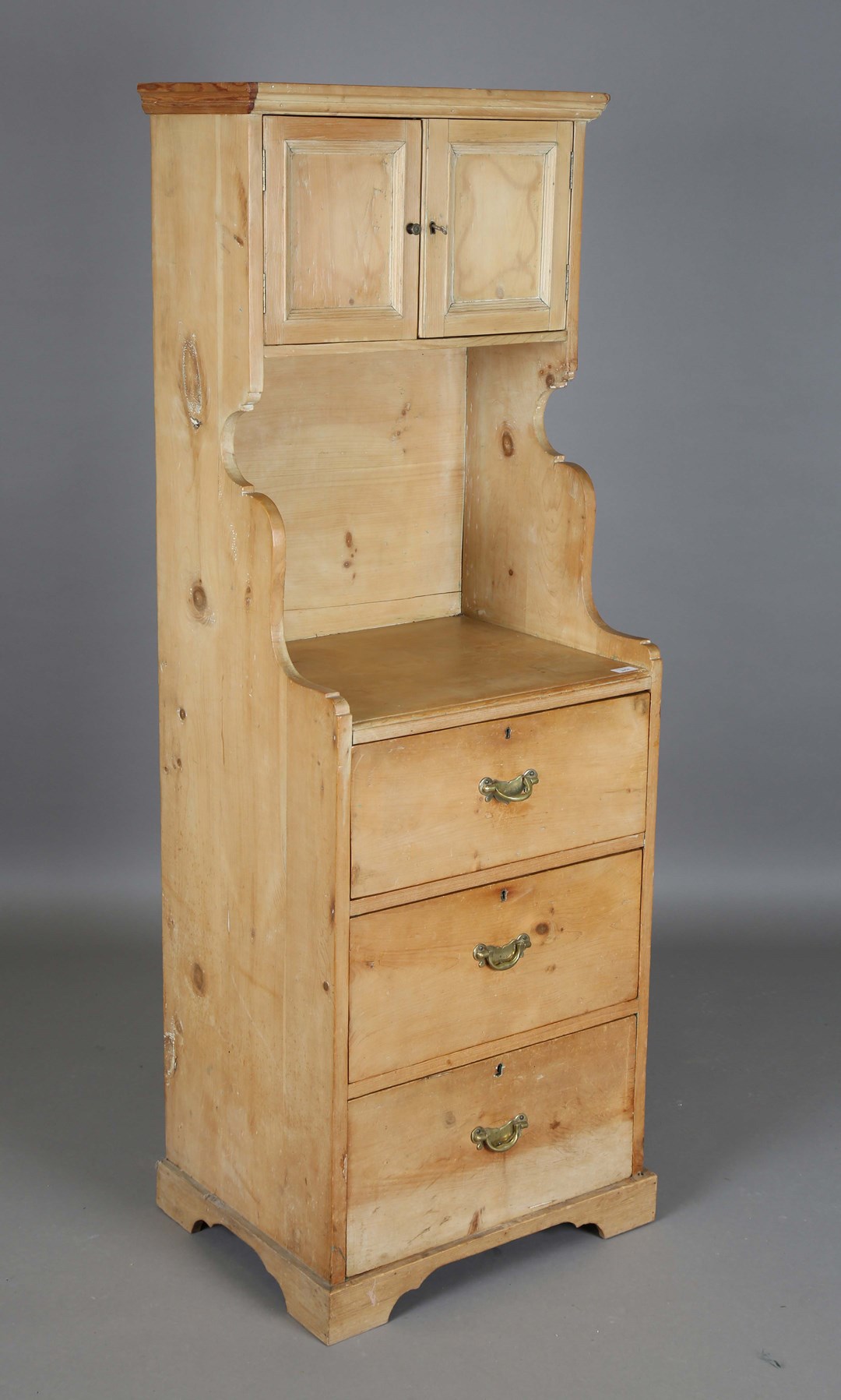 LOT 2054
