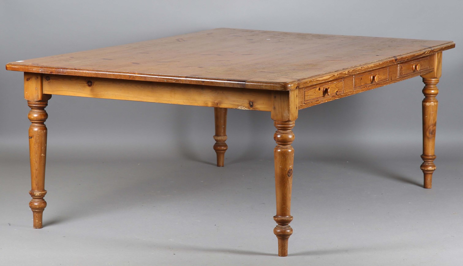 LOT 2068