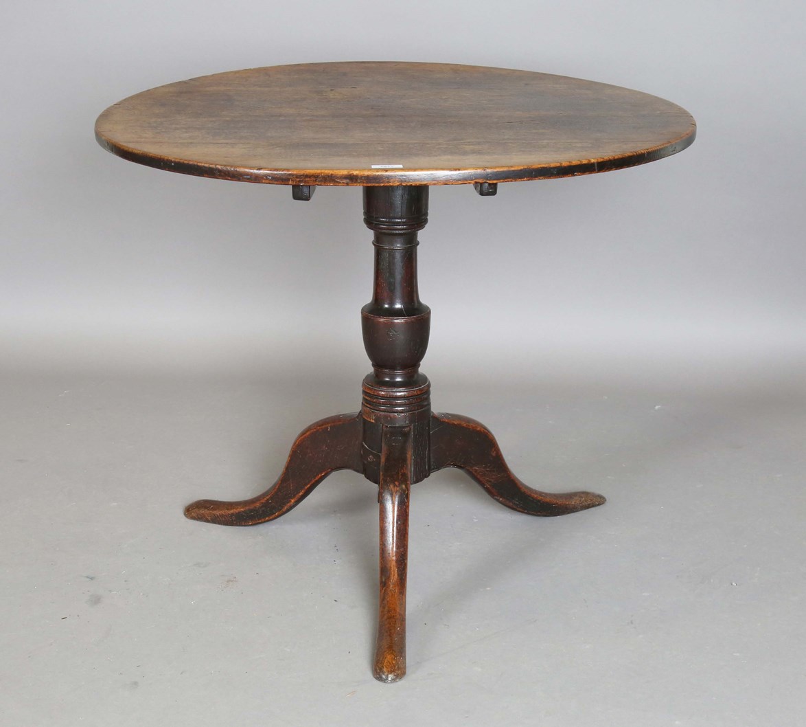 LOT 2077