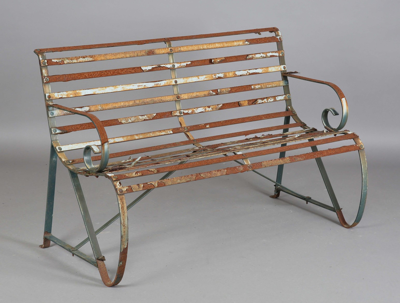 LOT 2098