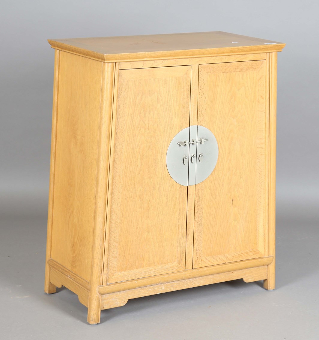 LOT 2106