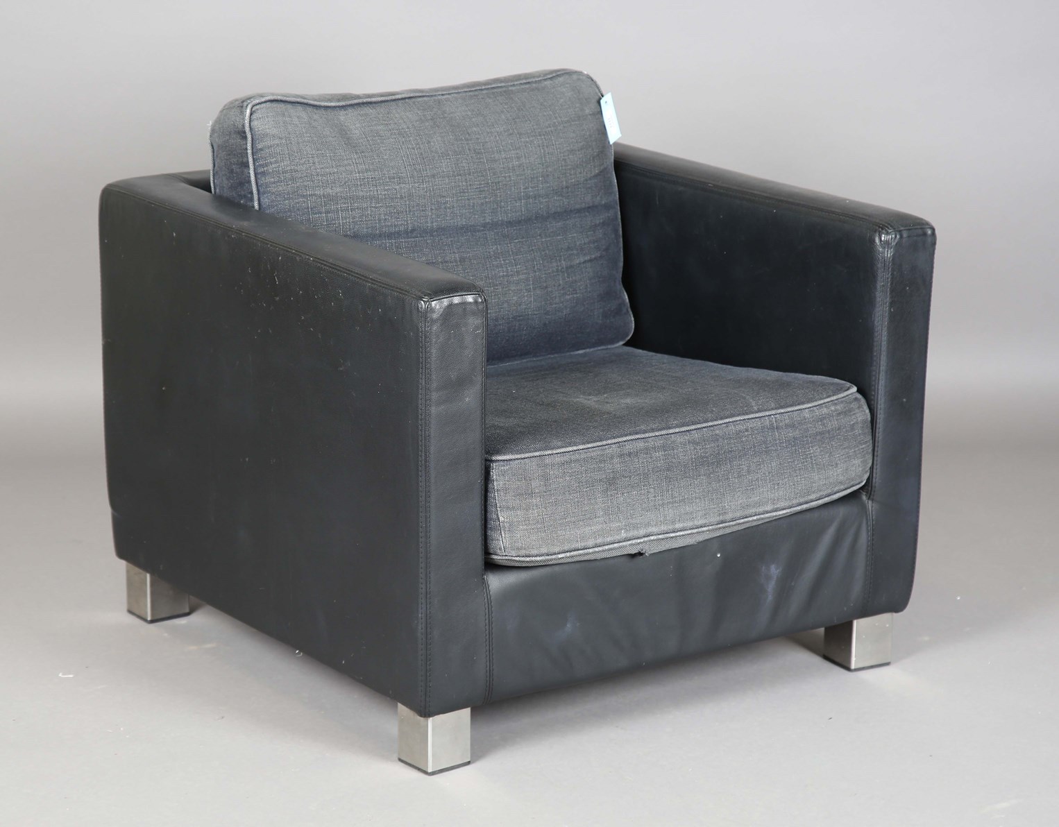 LOT 2112