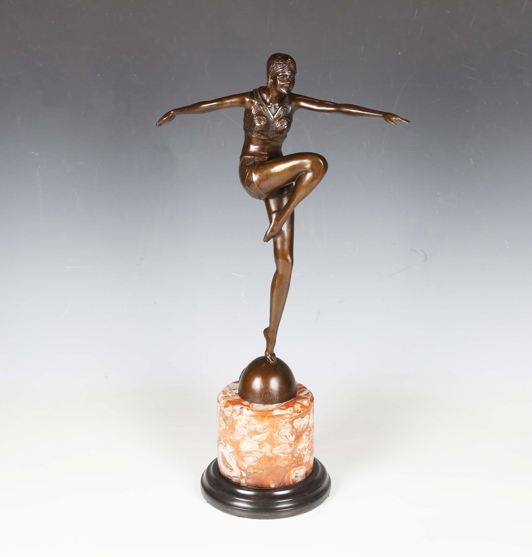 LOT 2570