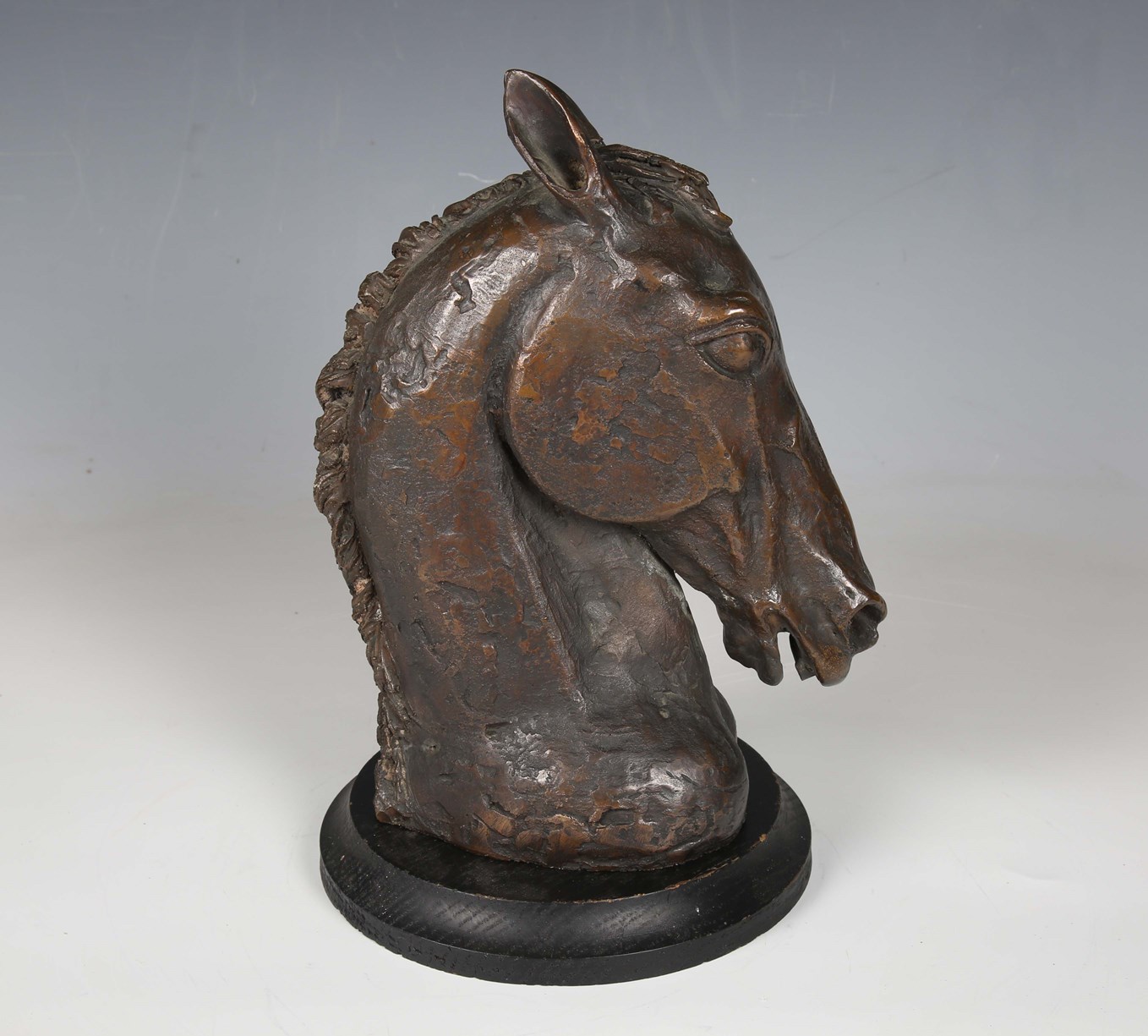 LOT 2574