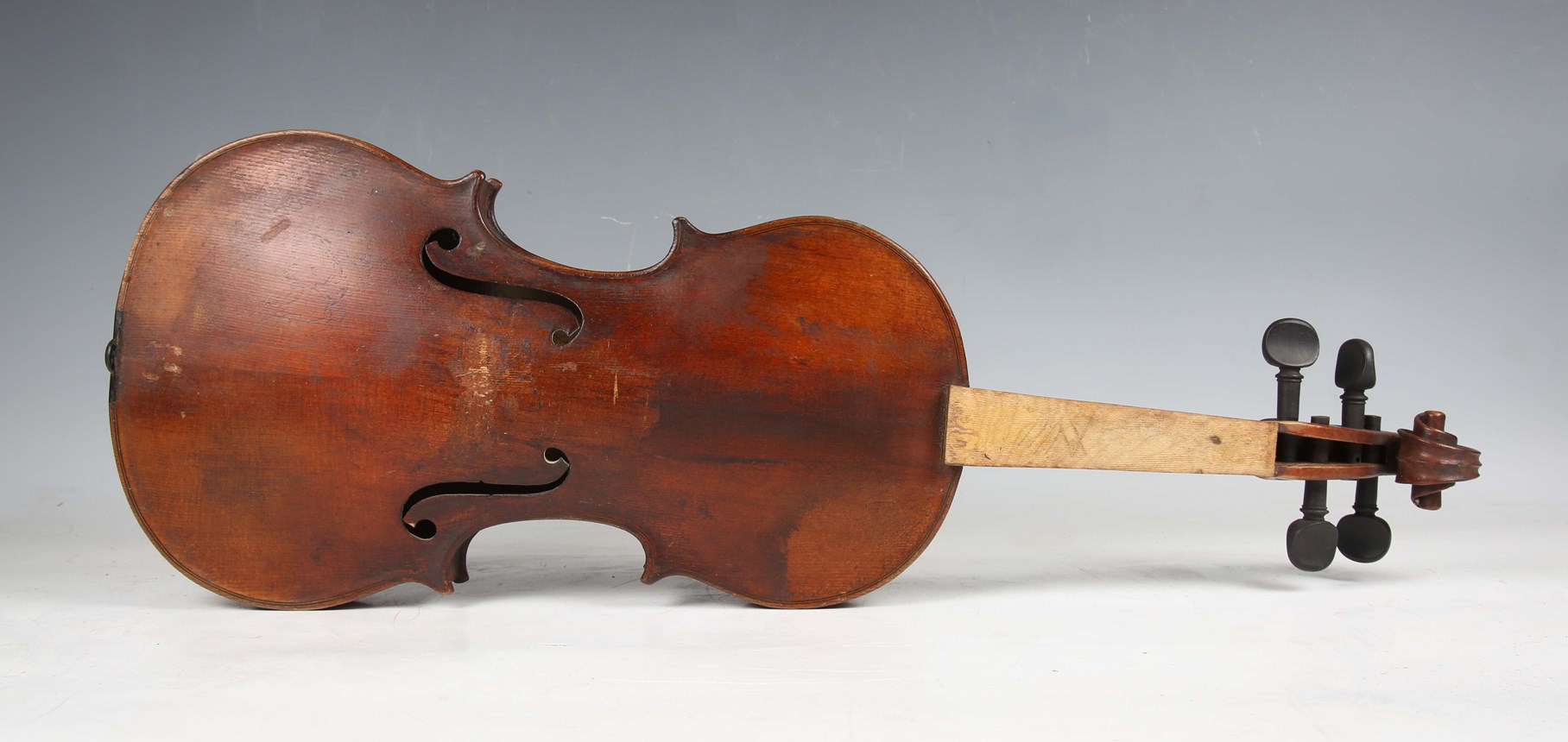 LOT 2595