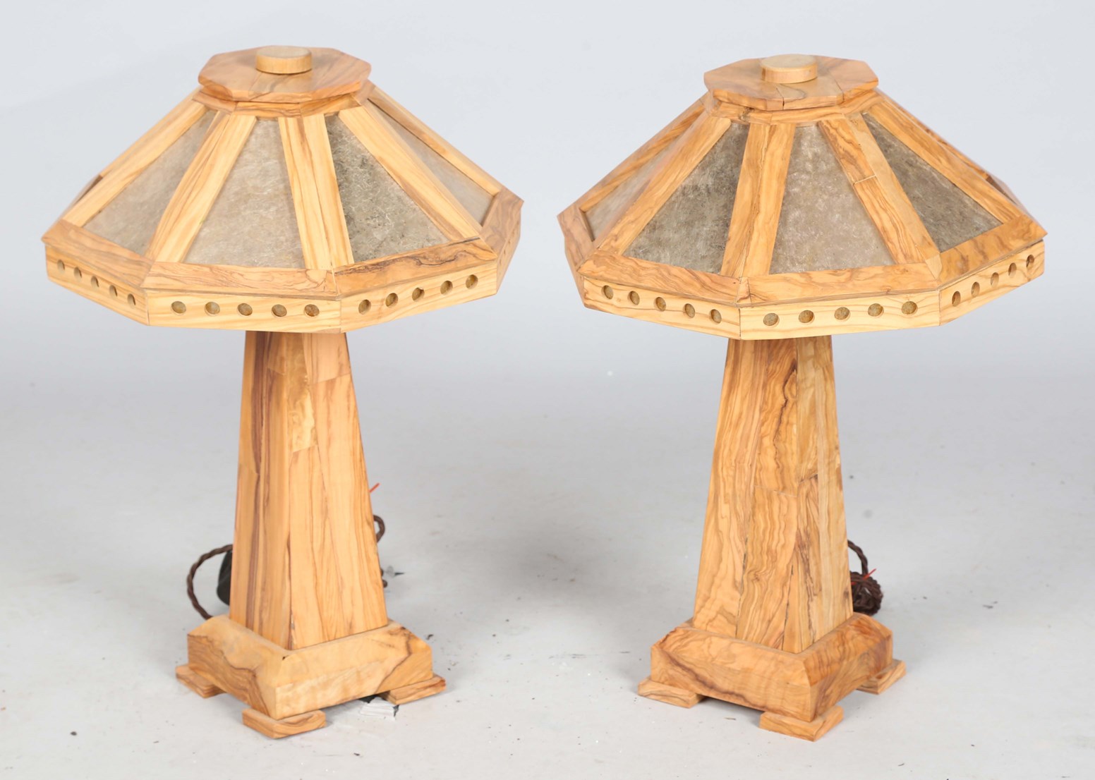 LOT 2672