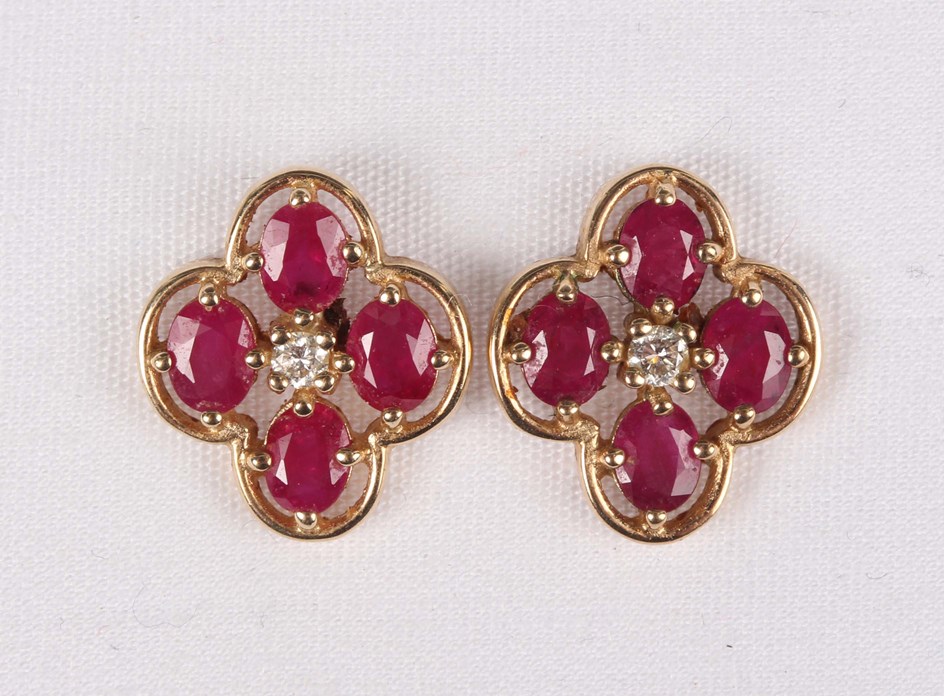LOT 549