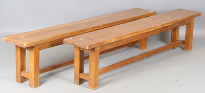 LOT 2025