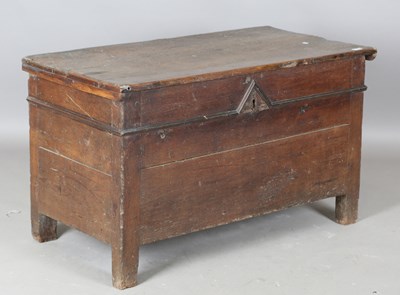 LOT 2051