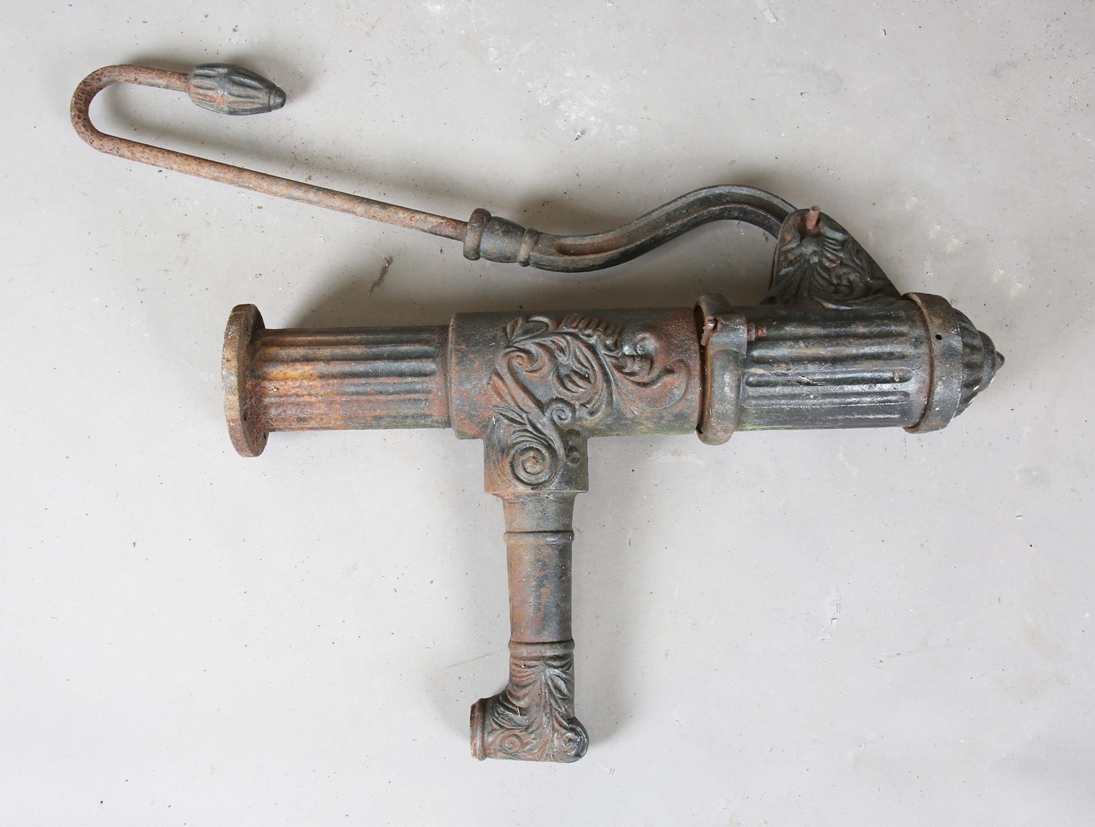 LOT 2589