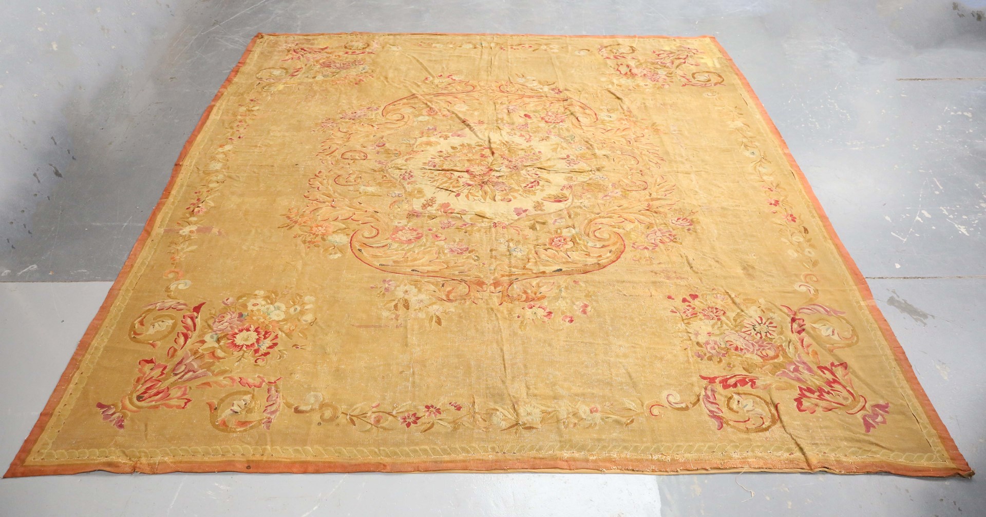LOT 2905