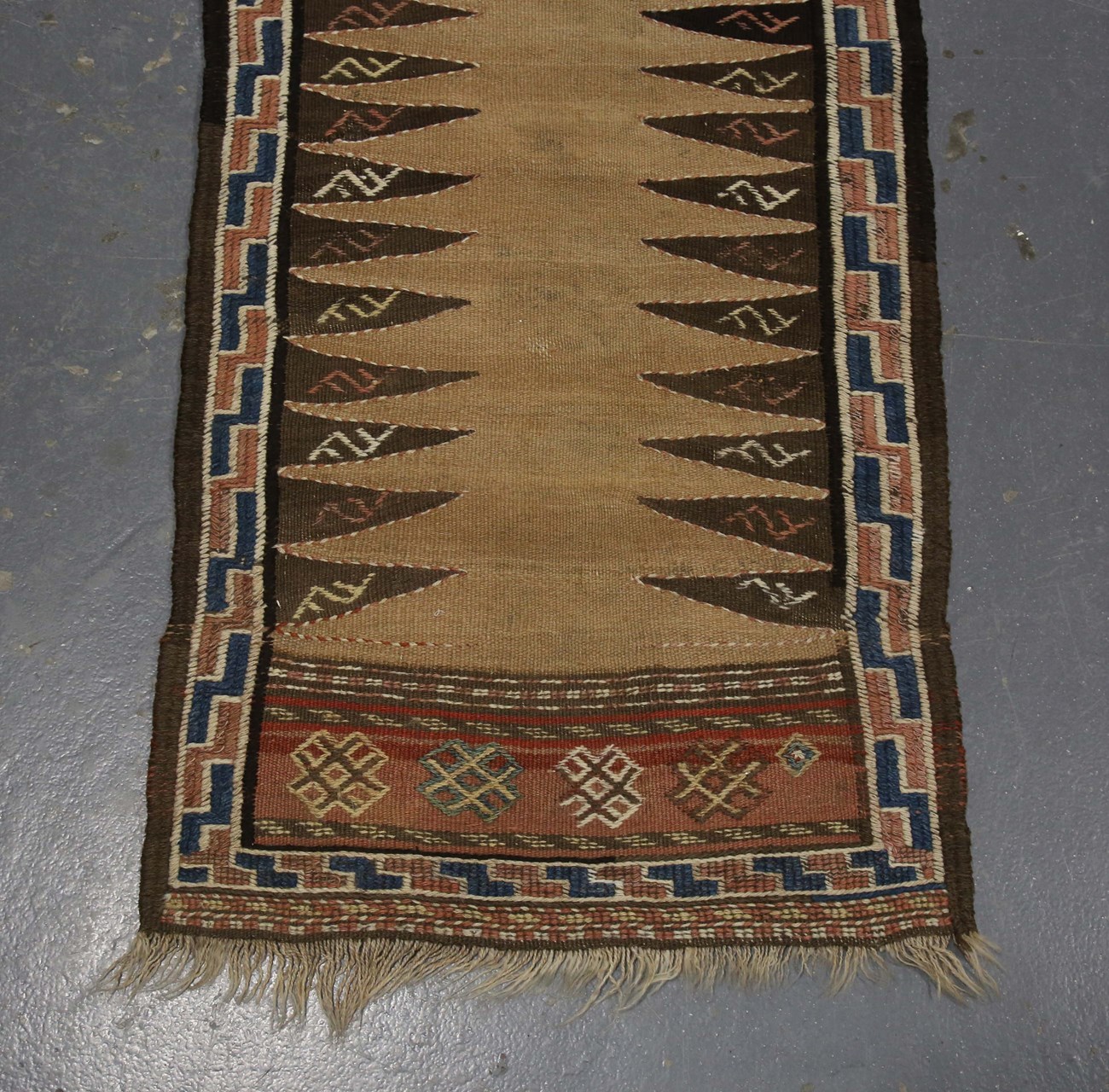 LOT 2915