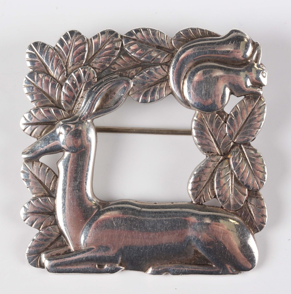 LOT 596