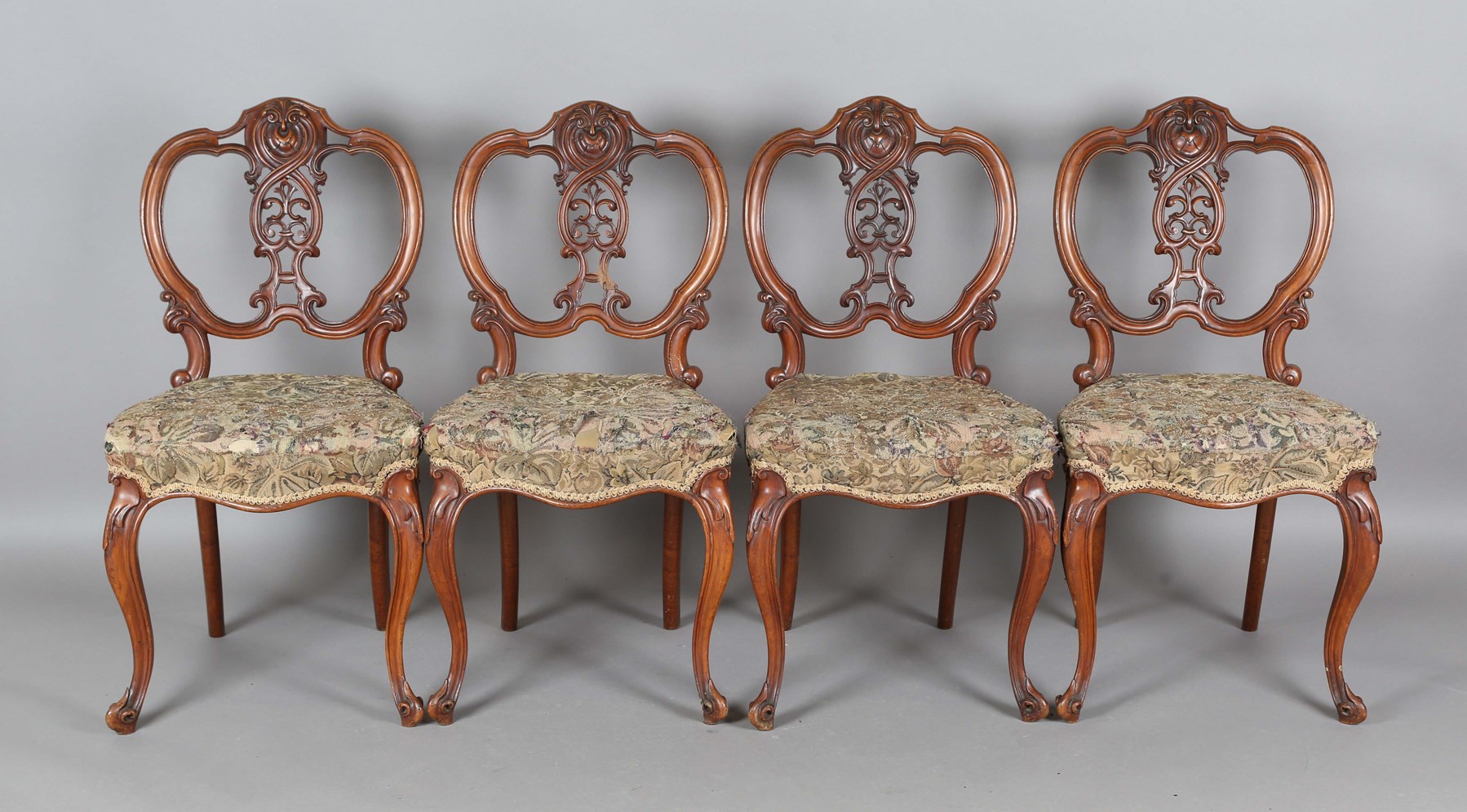 LOT 2055