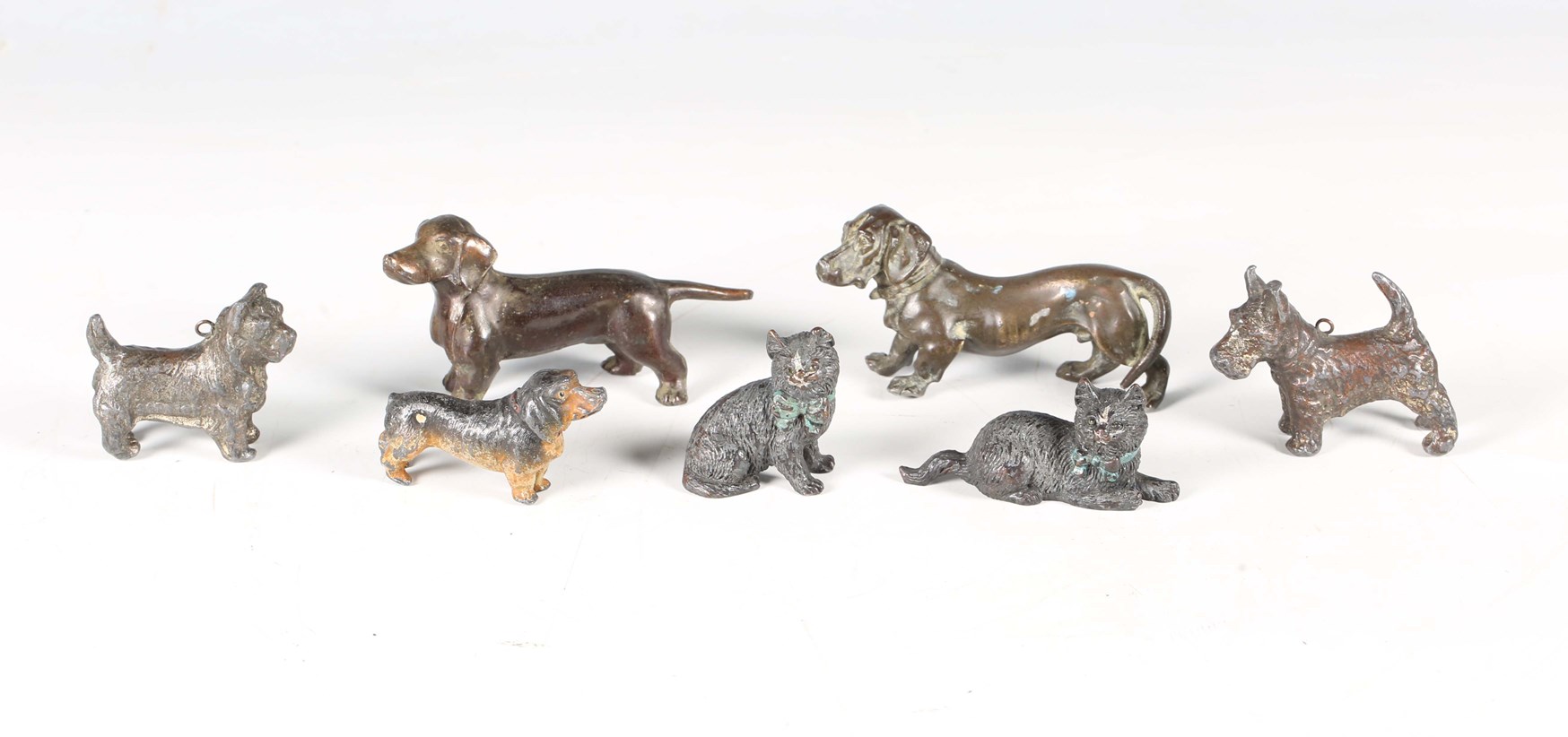 LOT 2513