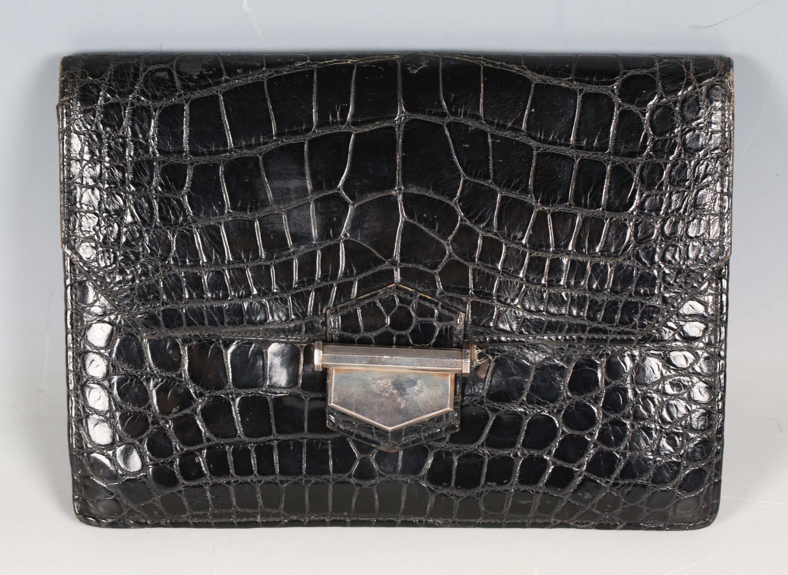 LOT 2527