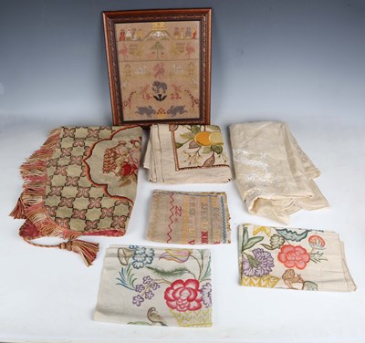 LOT 2819