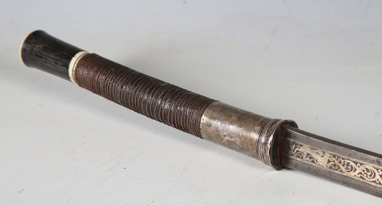 LOT 4083