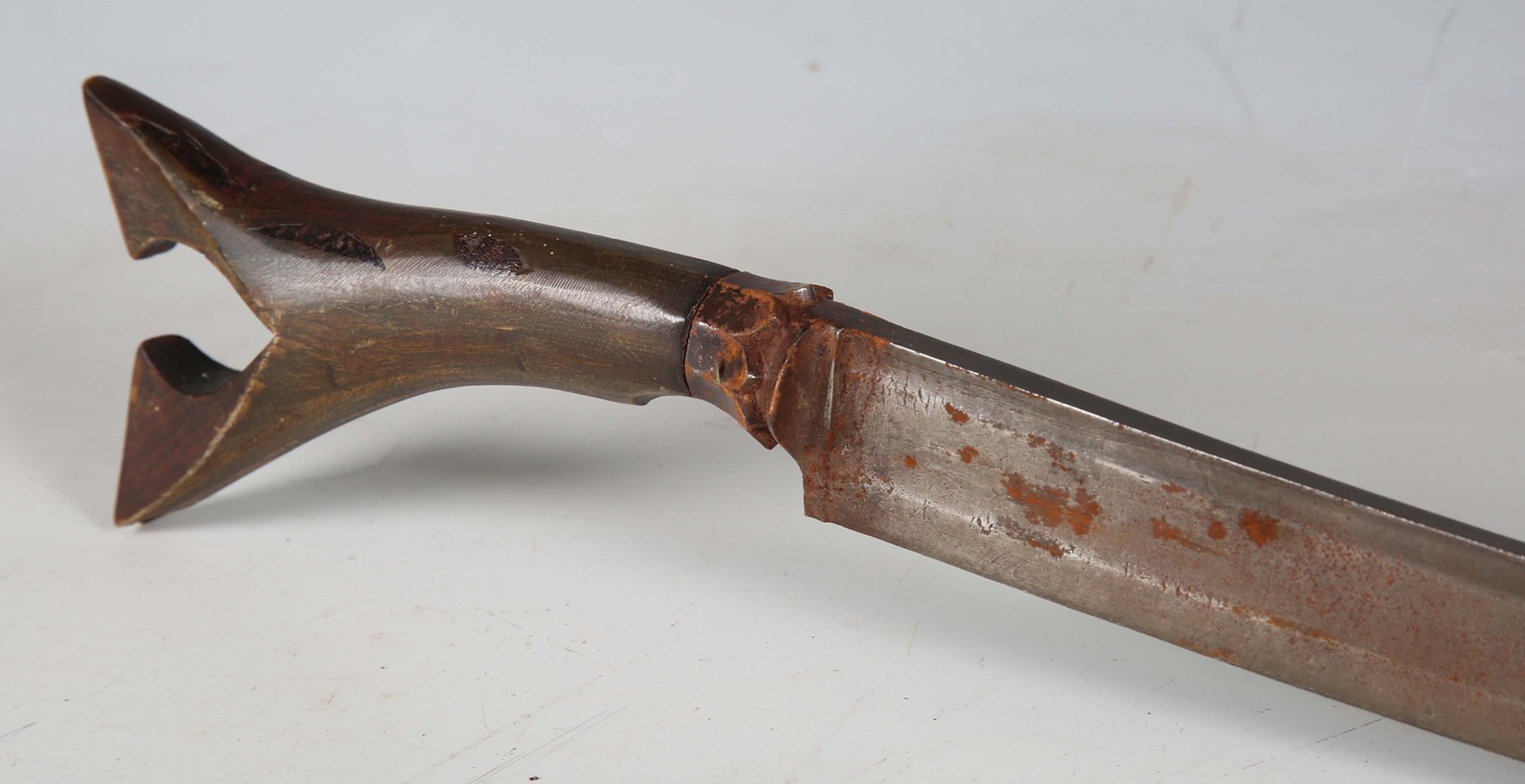 LOT 4084