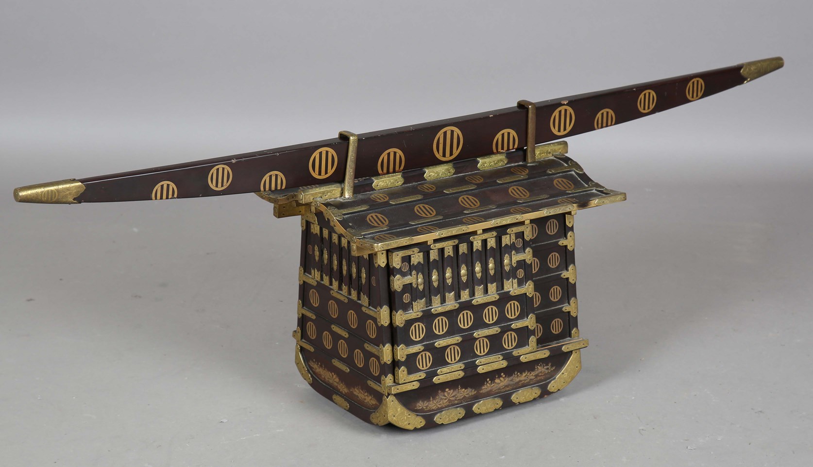 LOT 1200