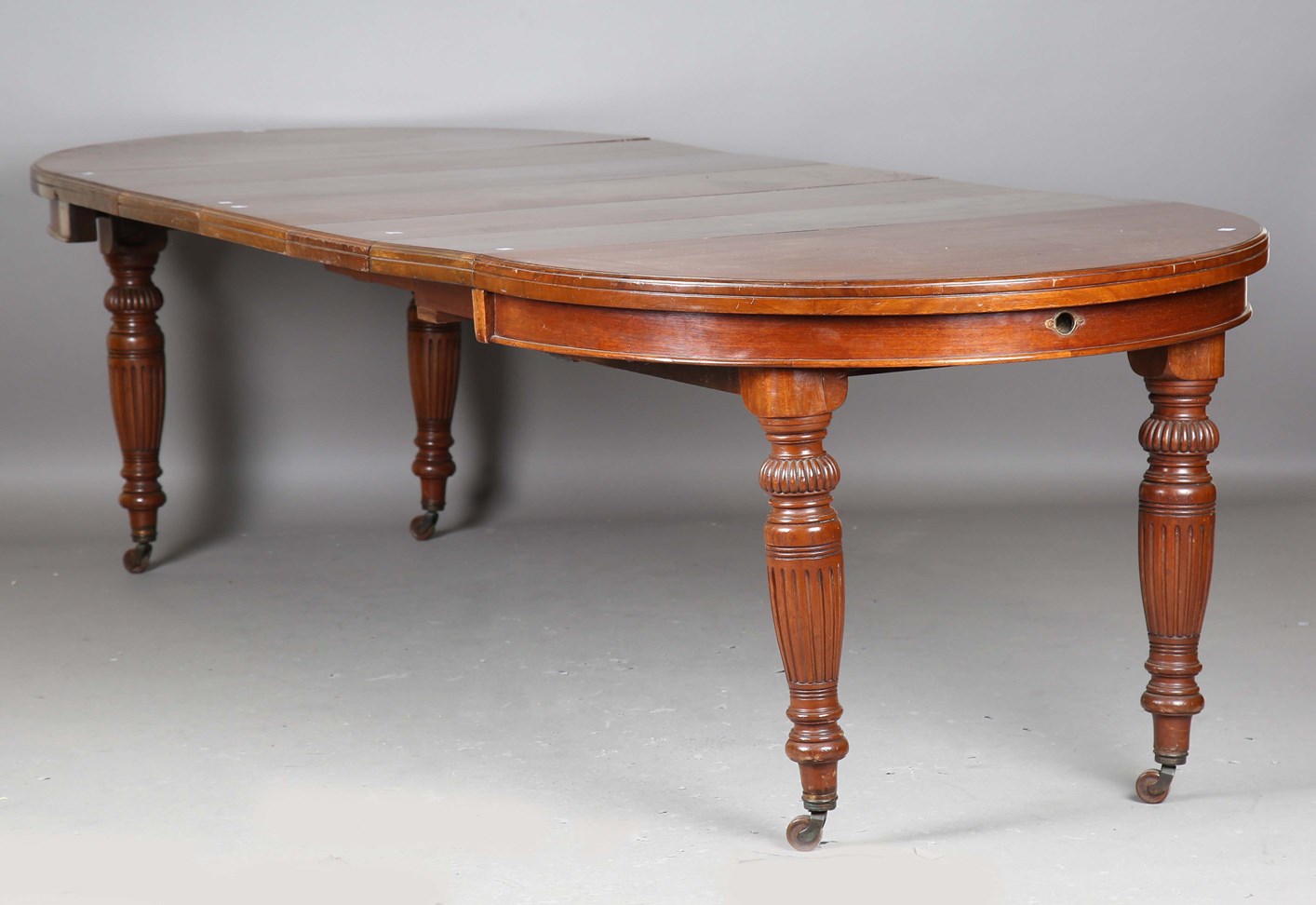 LOT 2072