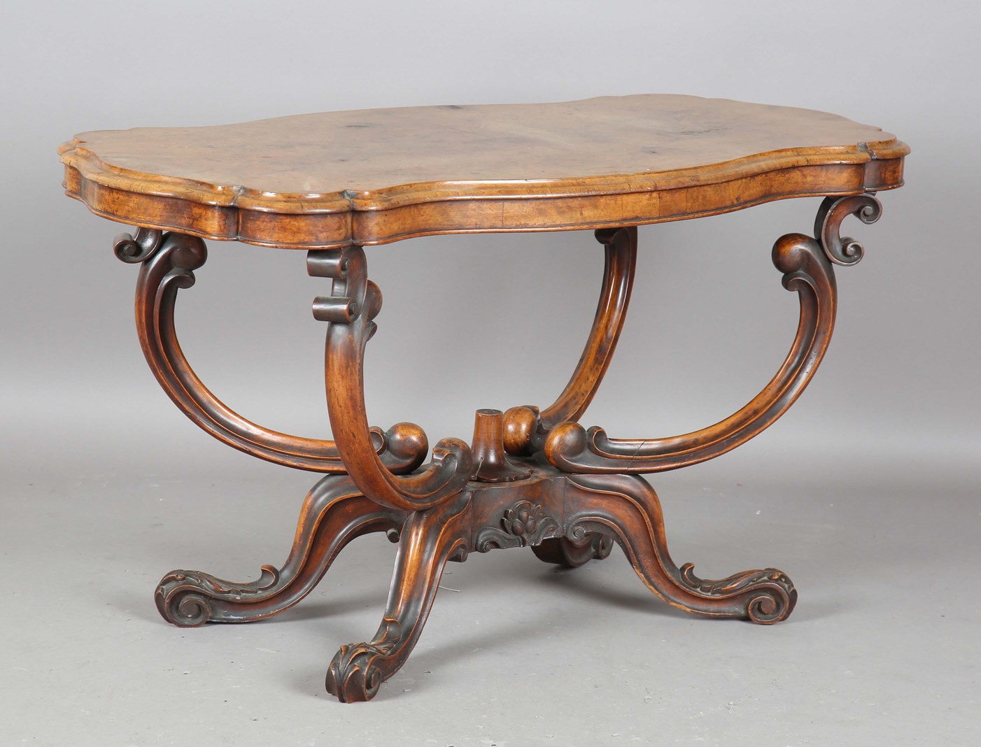 LOT 2098