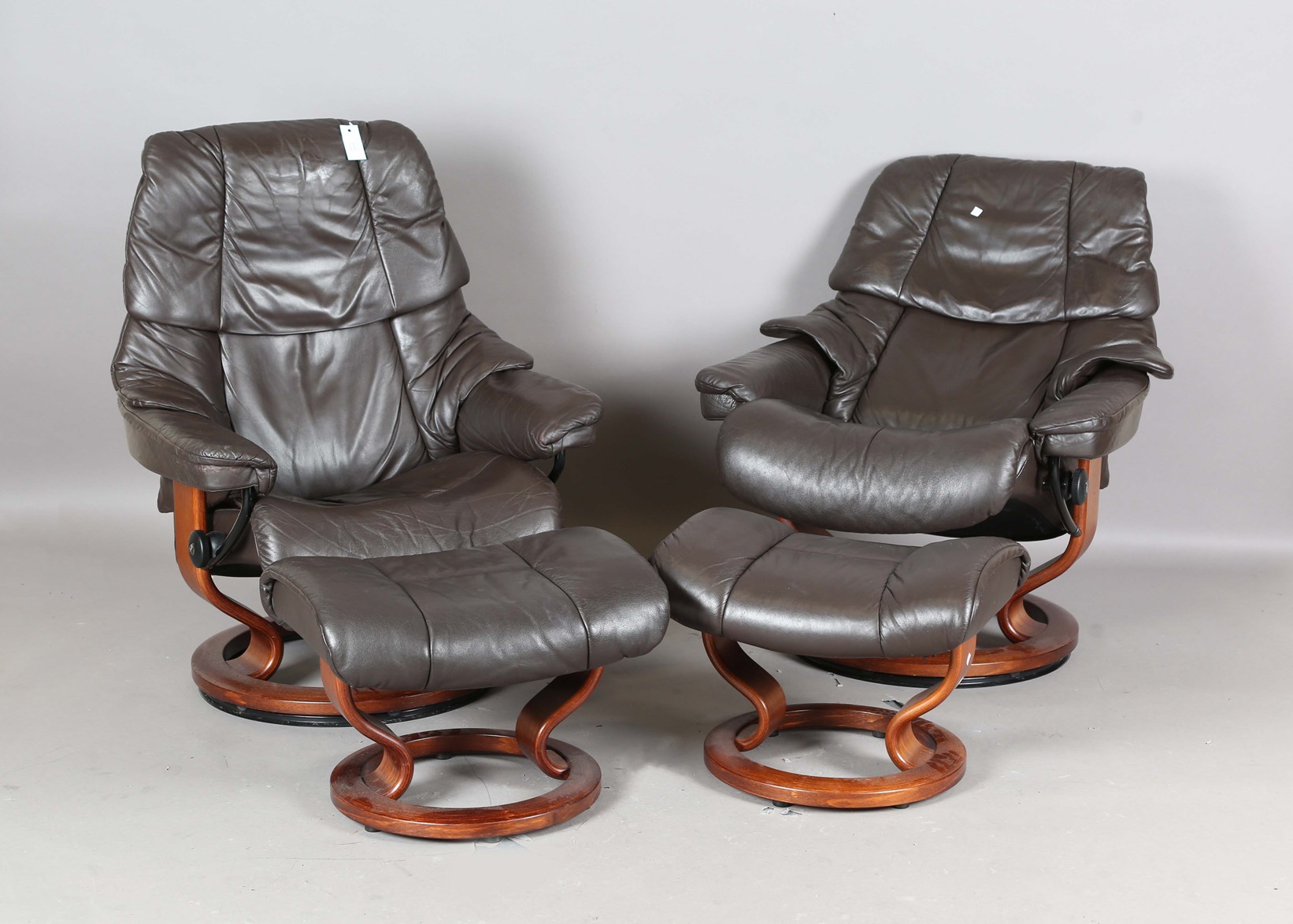 LOT 2112