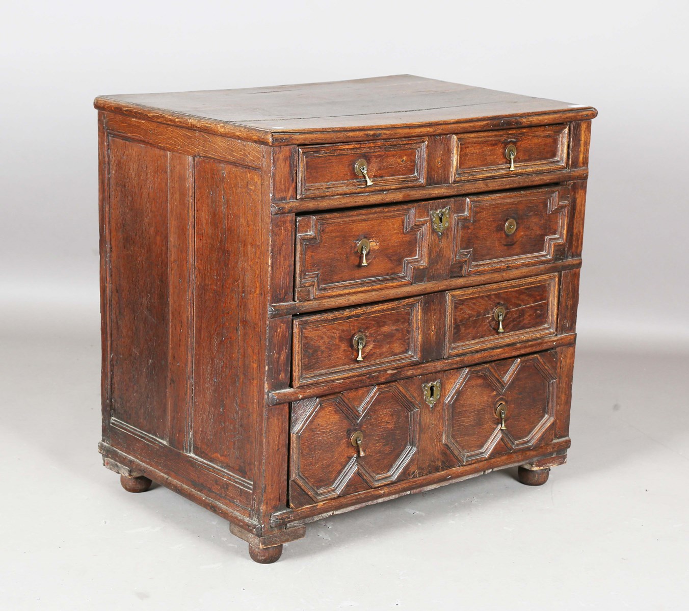 LOT 2119