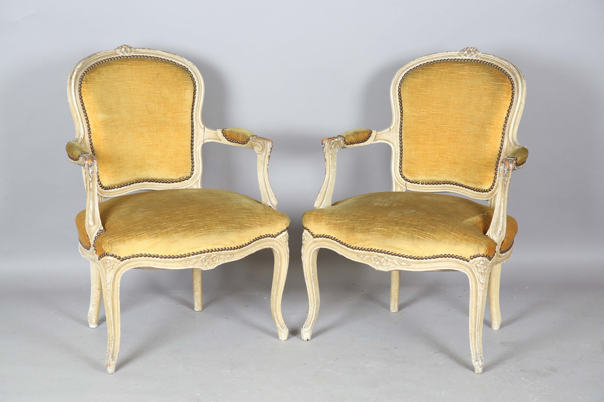 LOT 2132