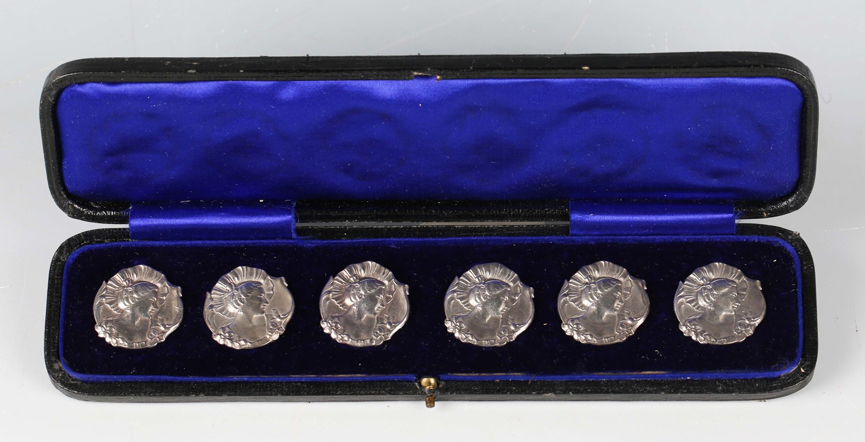 LOT 2315