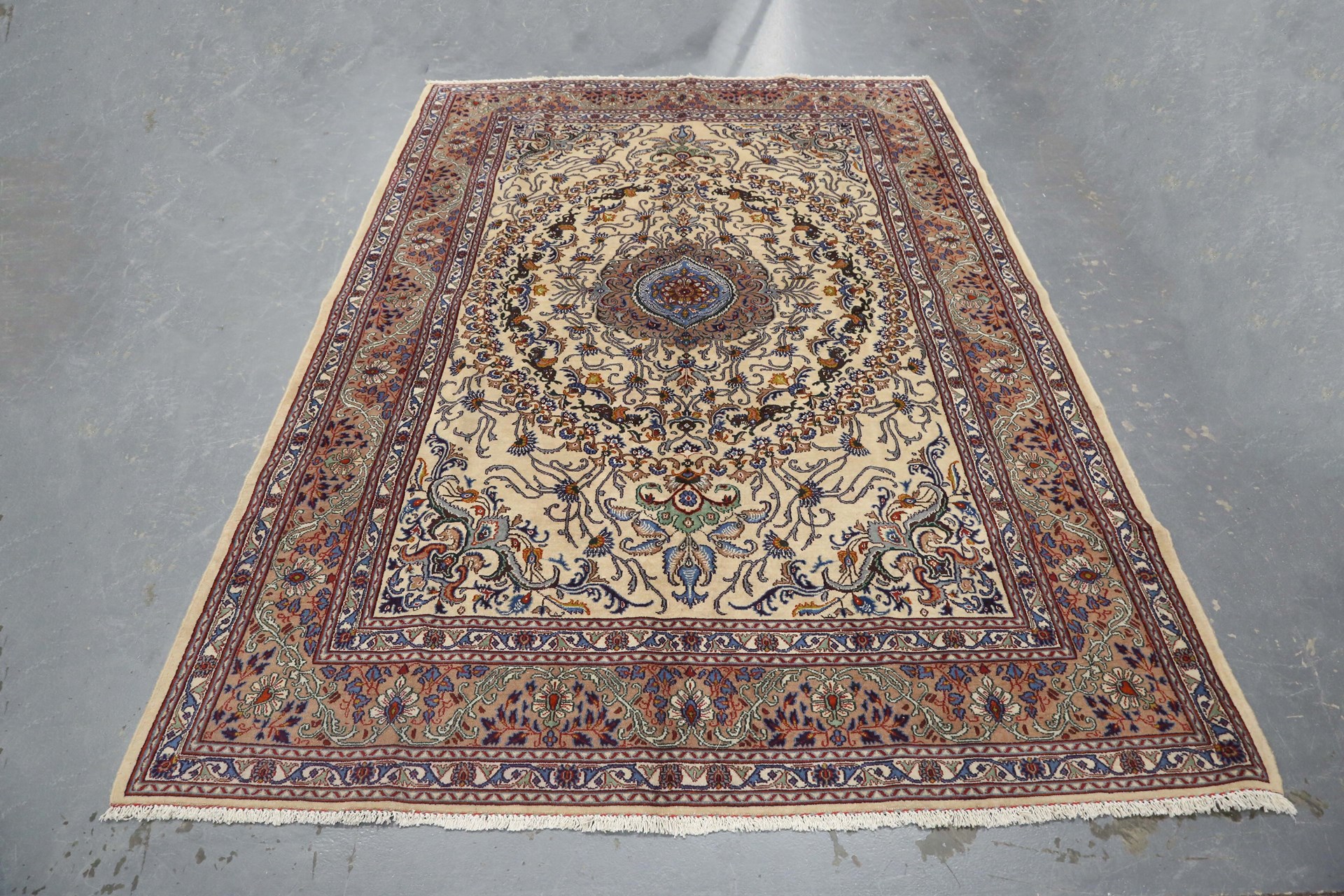LOT 2910