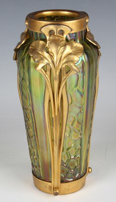 LOT 1872