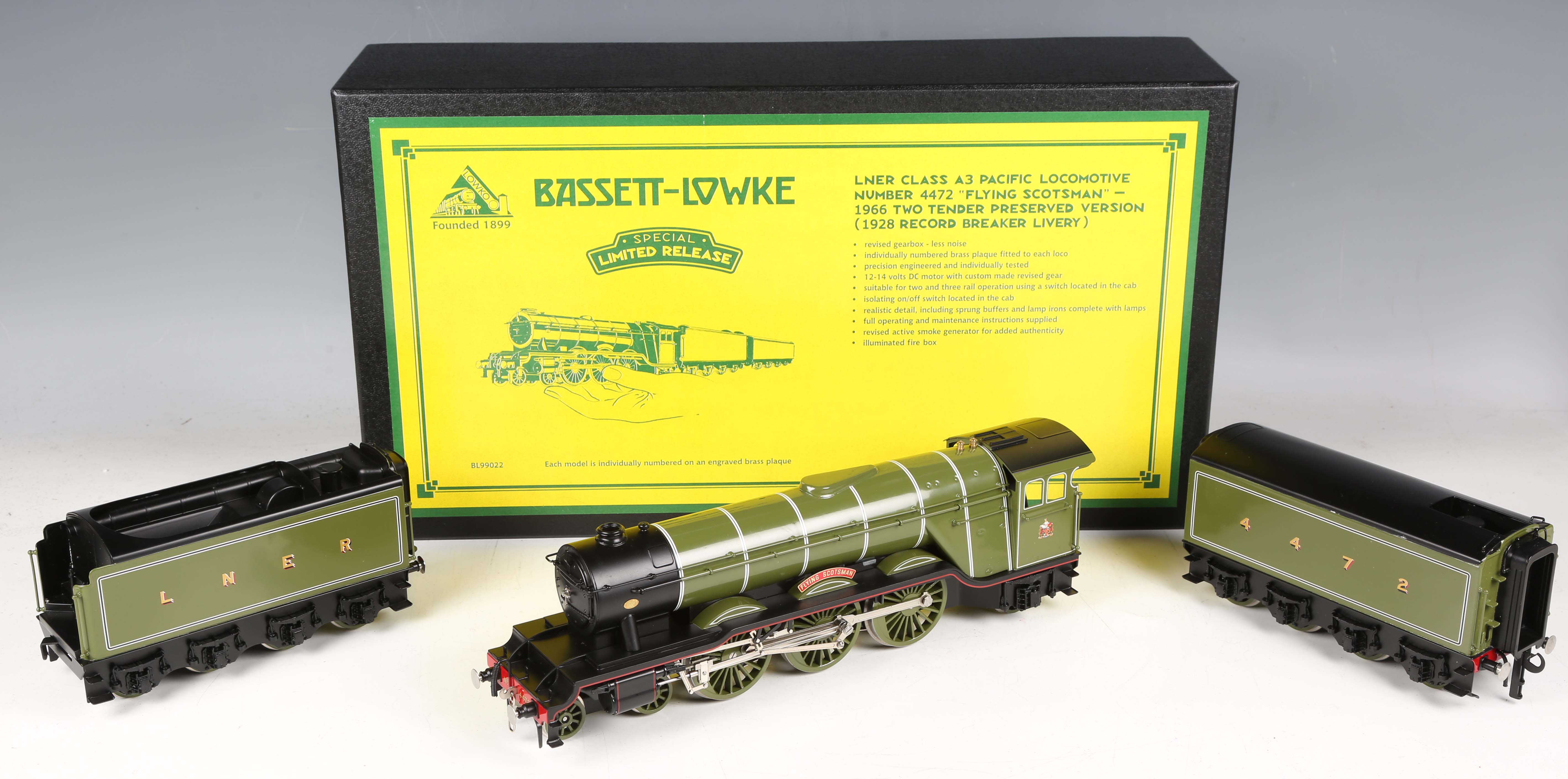 A Bassett Lowke Special Limited Release O Gauge BL99022 Locomotive 4472 