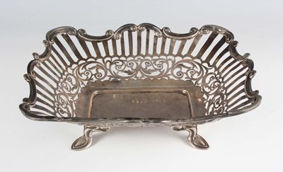 LOT 307