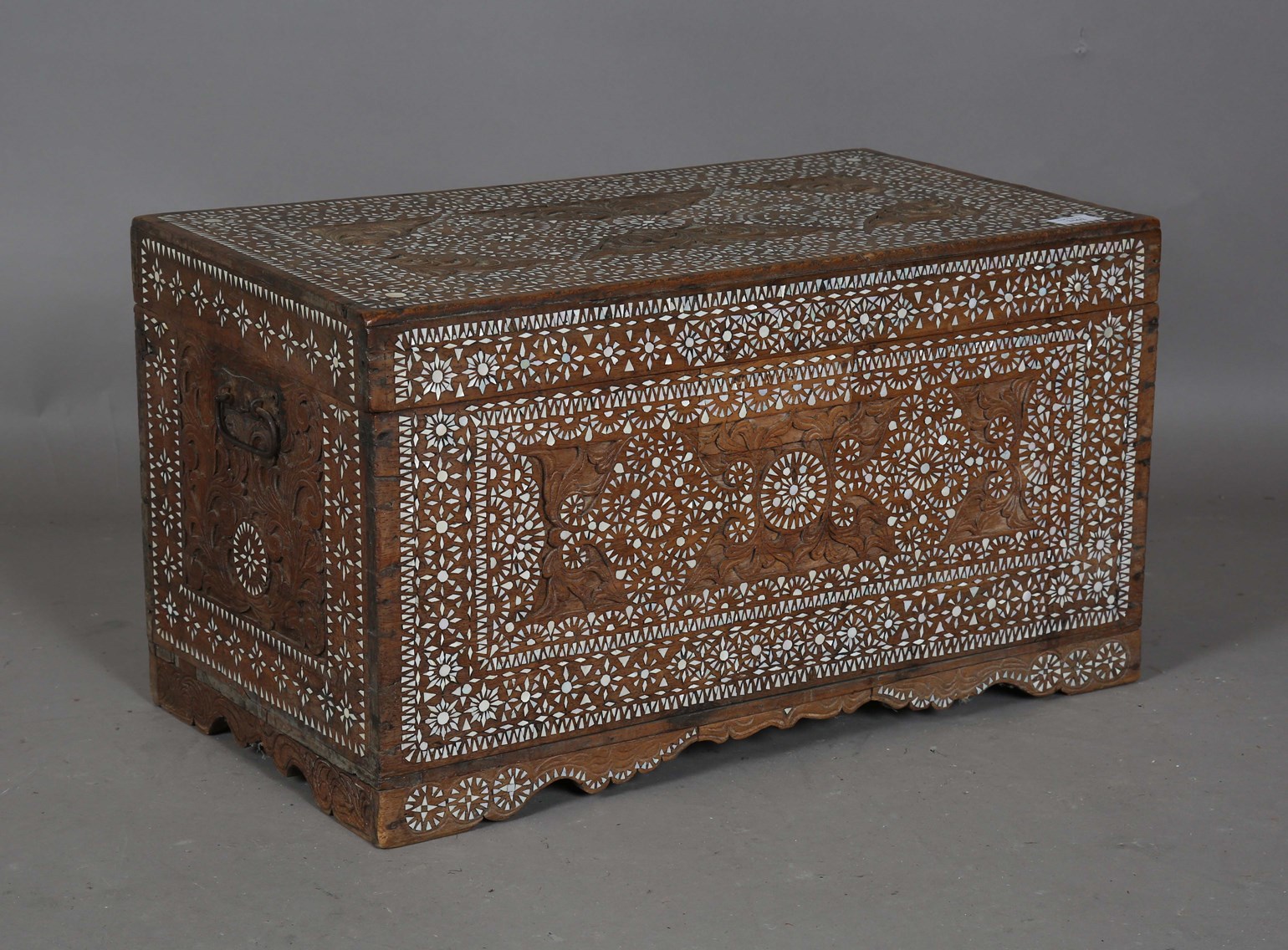 LOT 2162