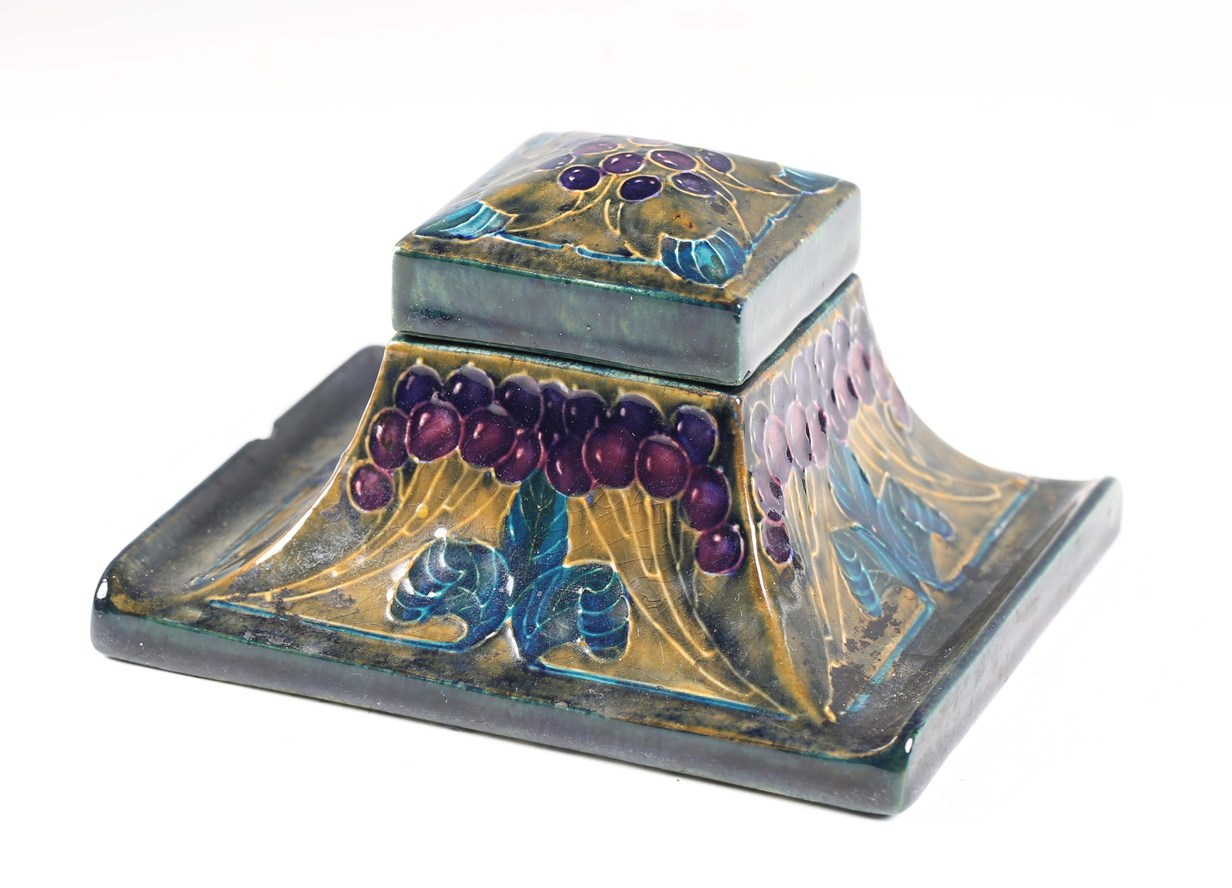 LOT 2368
