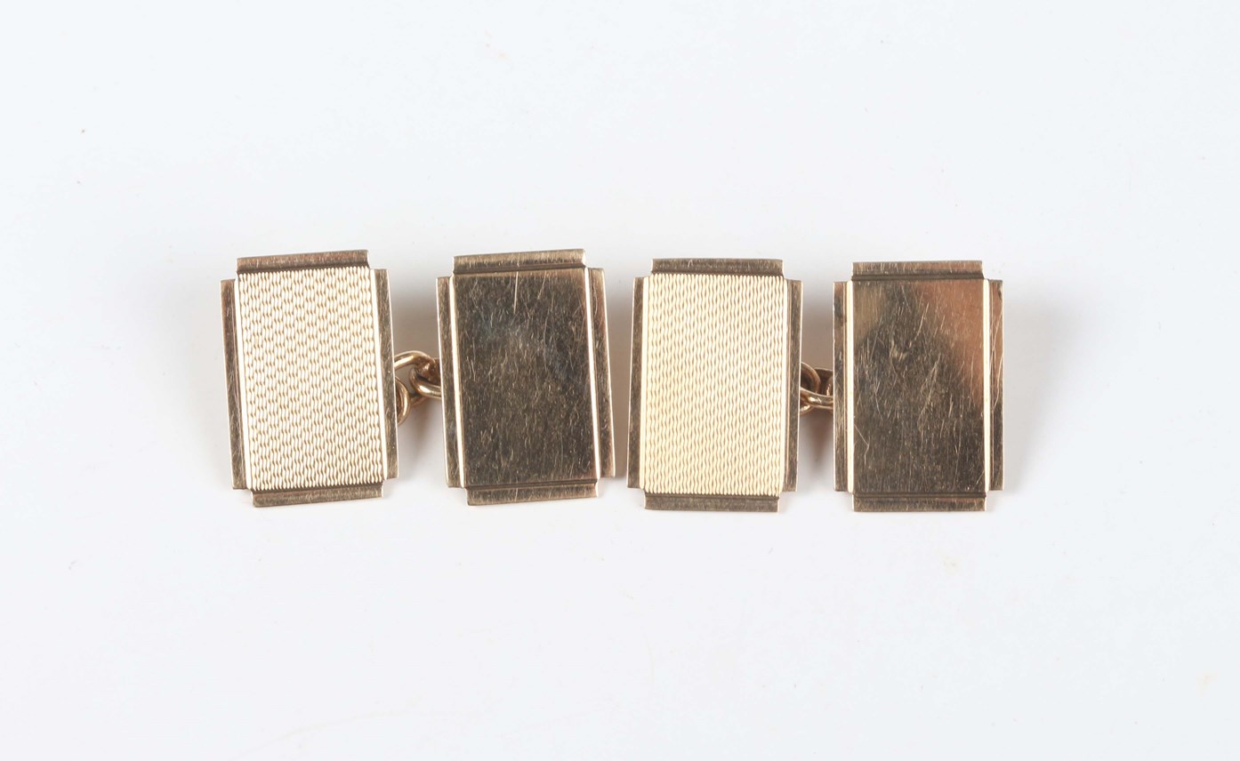 LOT 528