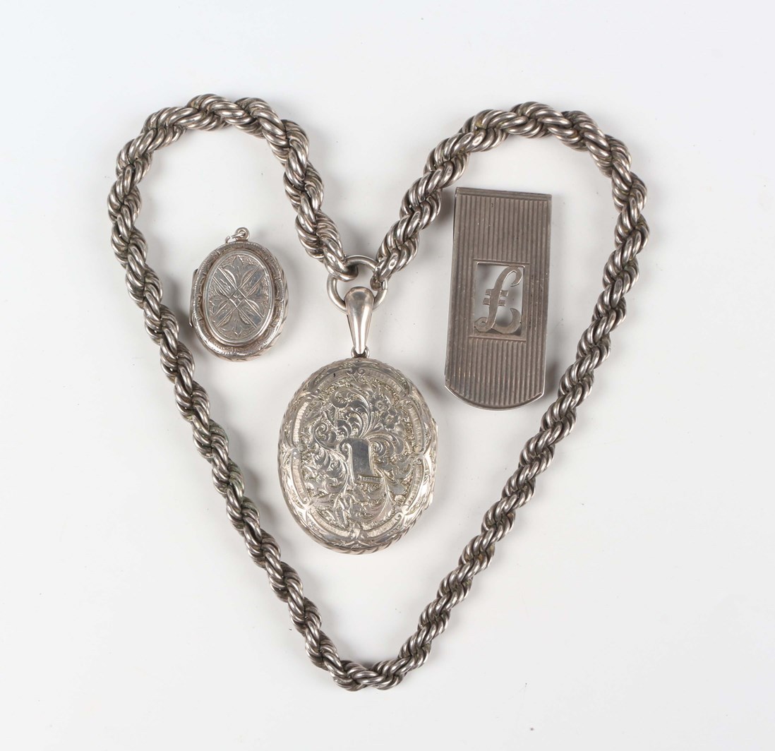 LOT 696