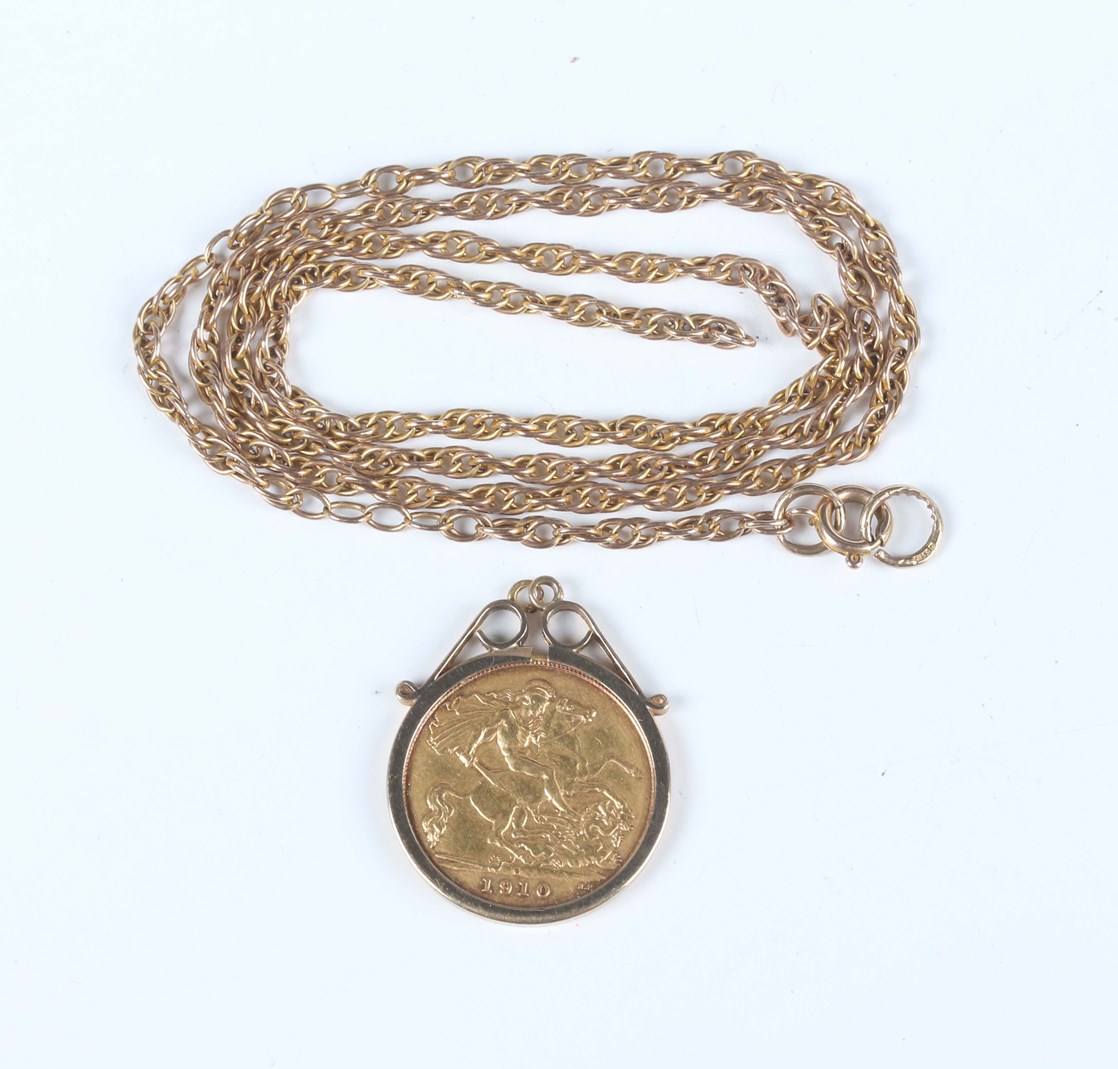 LOT 698