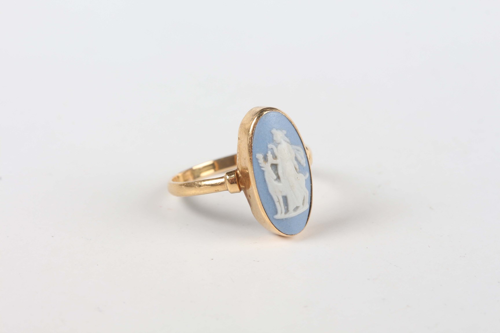 LOT 753