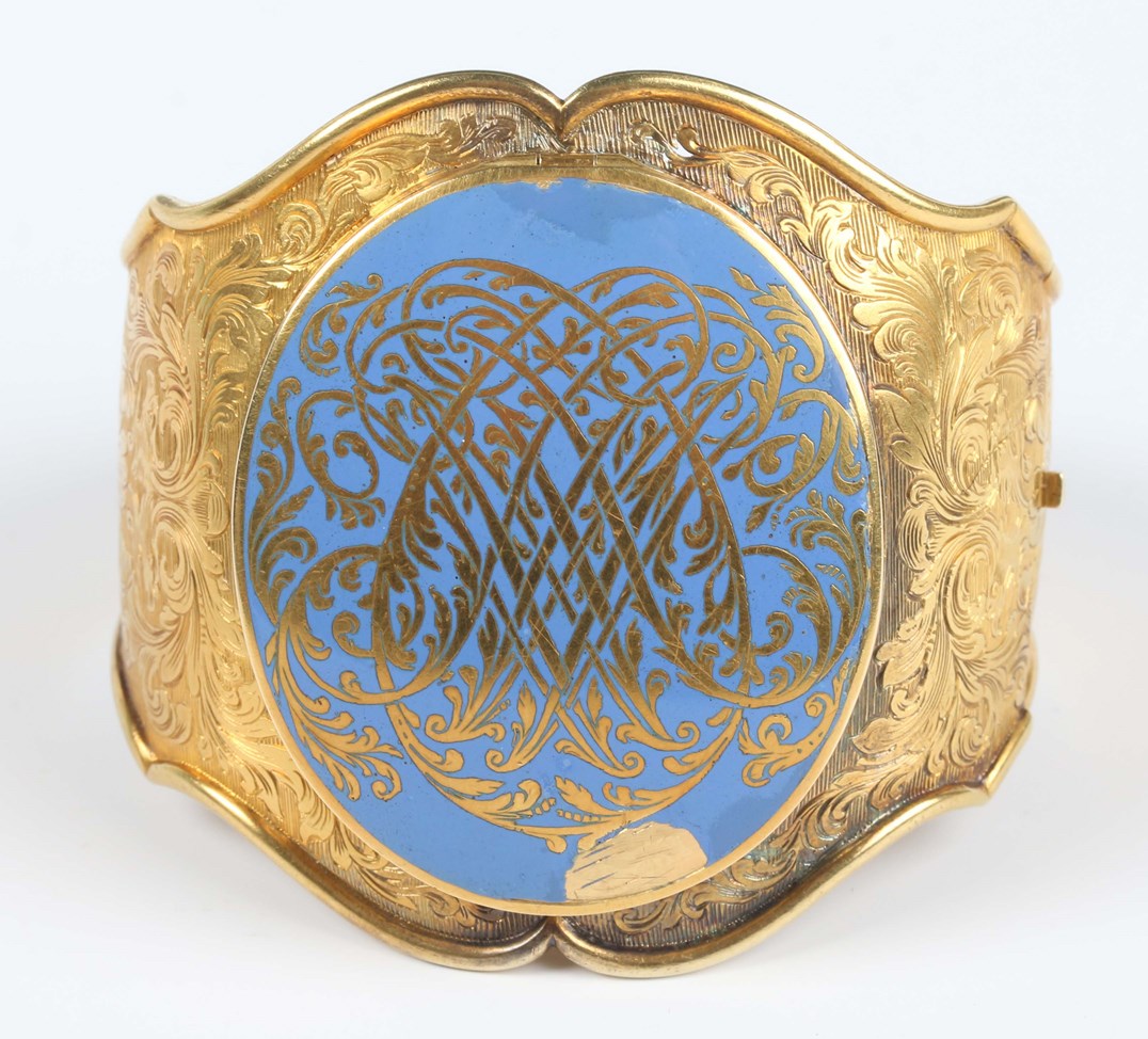 LOT 525