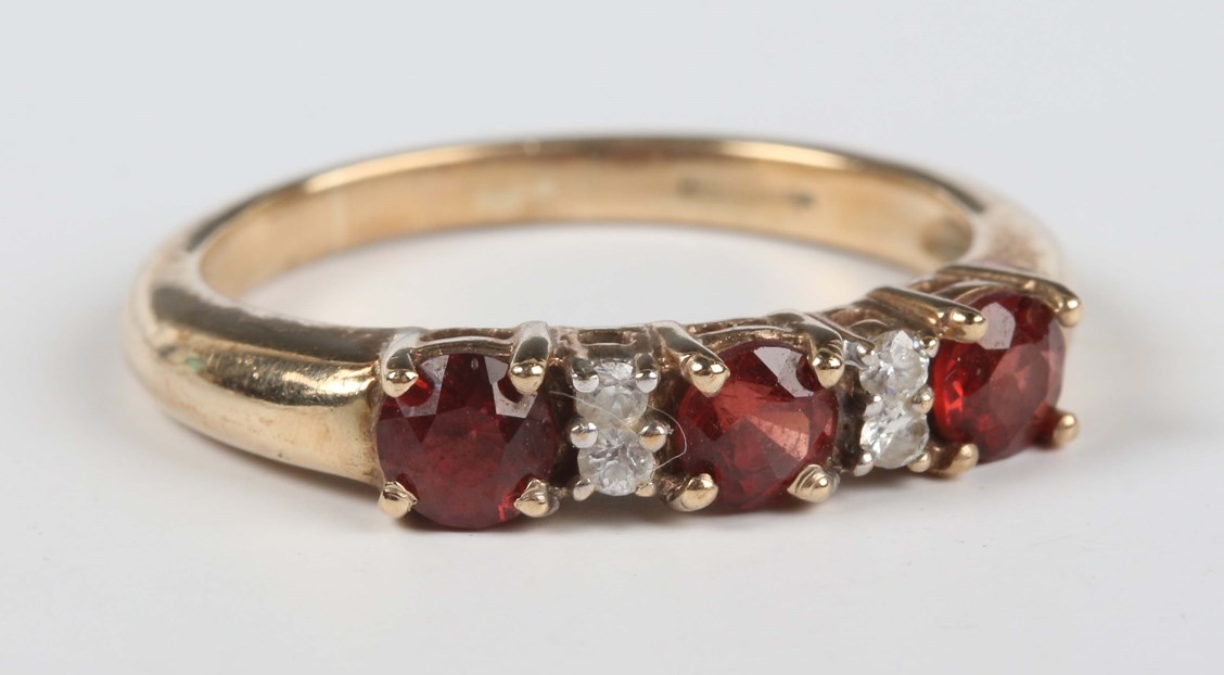 LOT 595