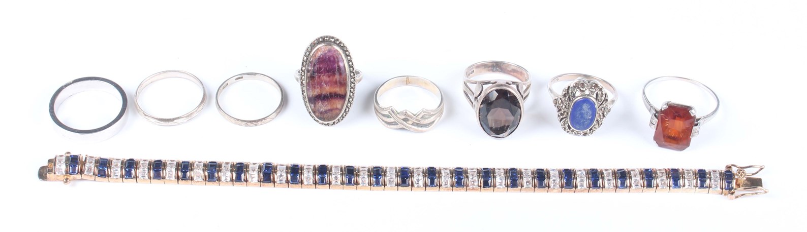 LOT 599