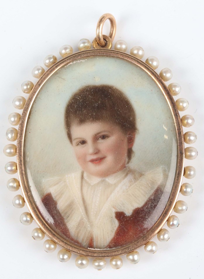 LOT 654