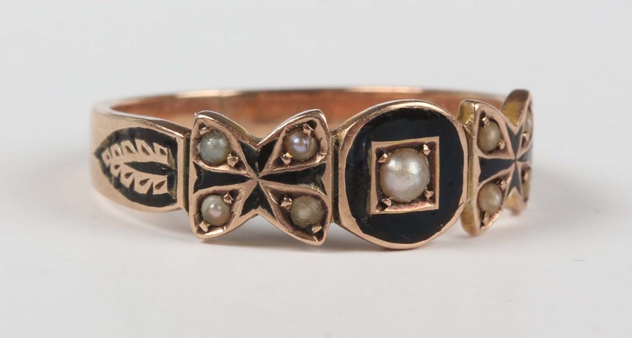 LOT 679