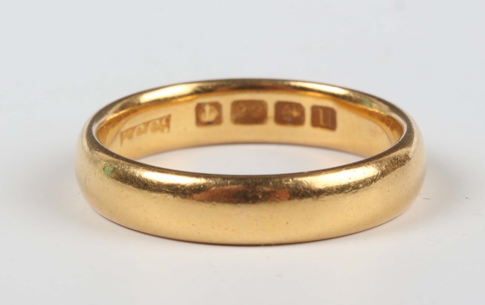 LOT 697