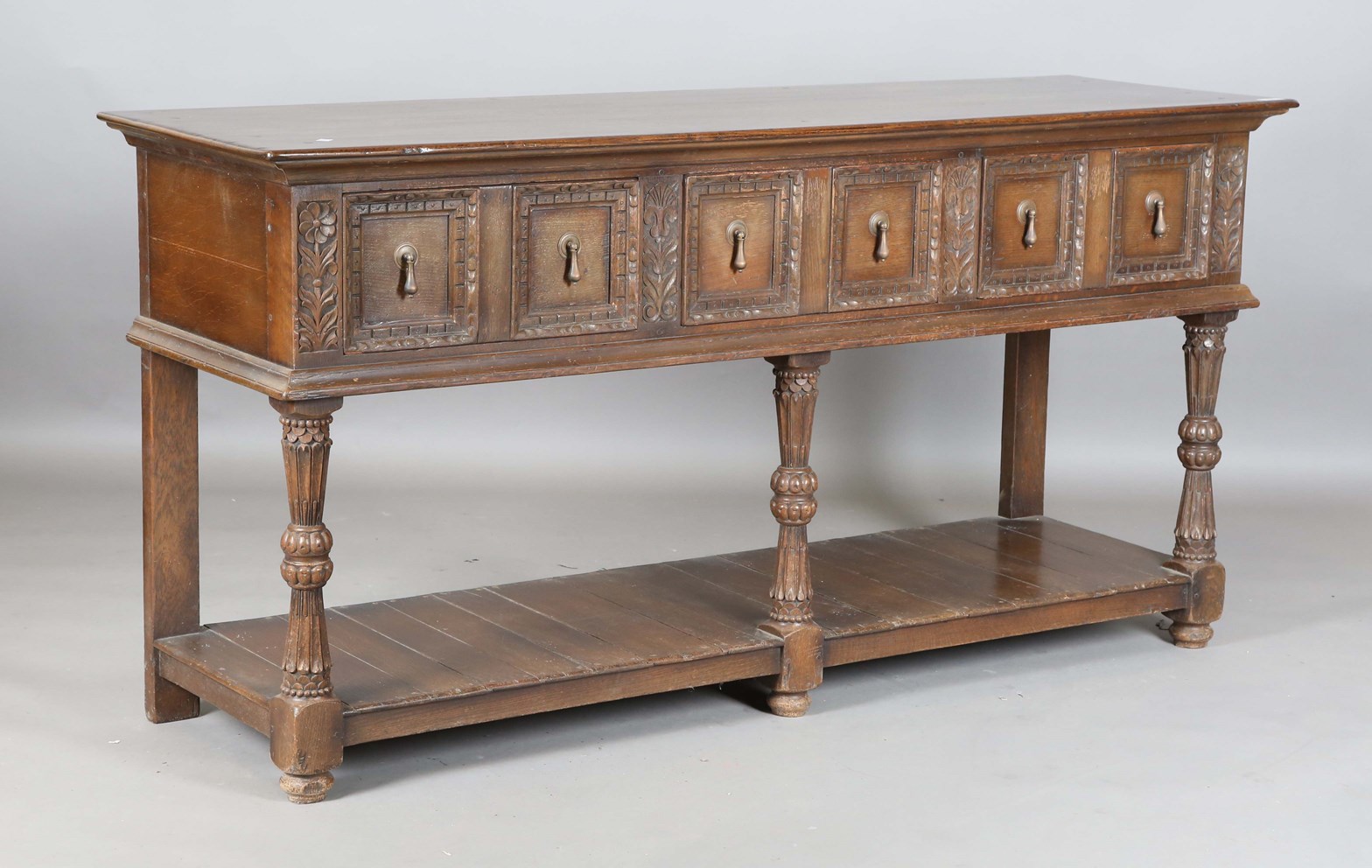 LOT 2042