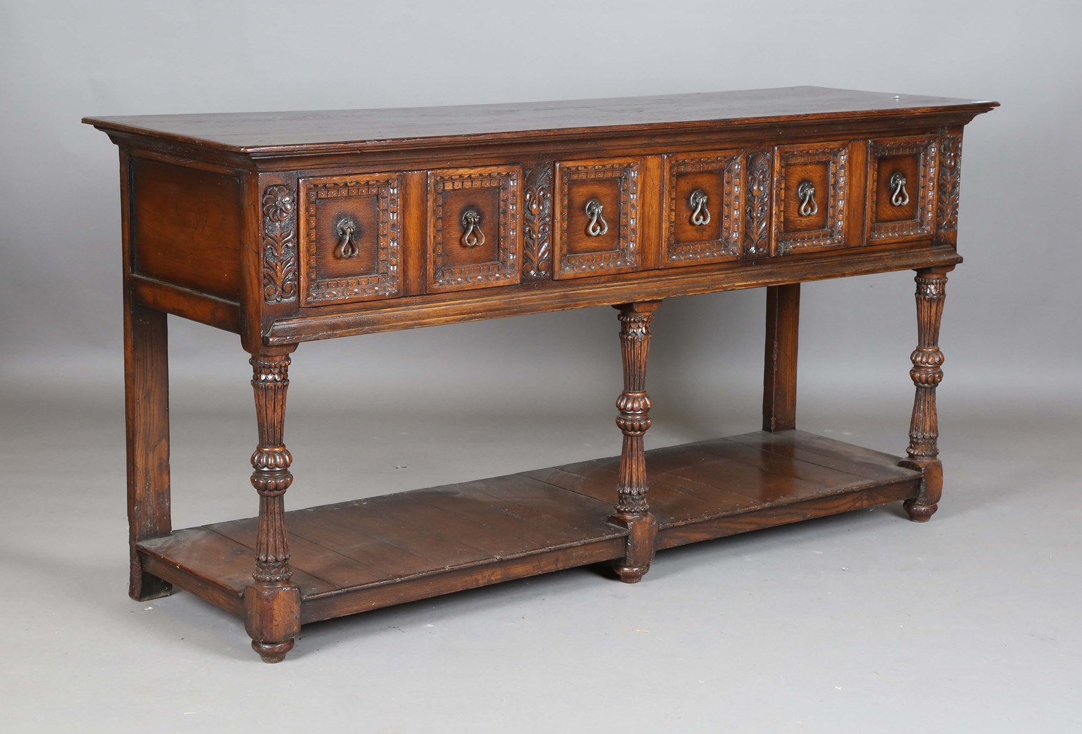 LOT 2073