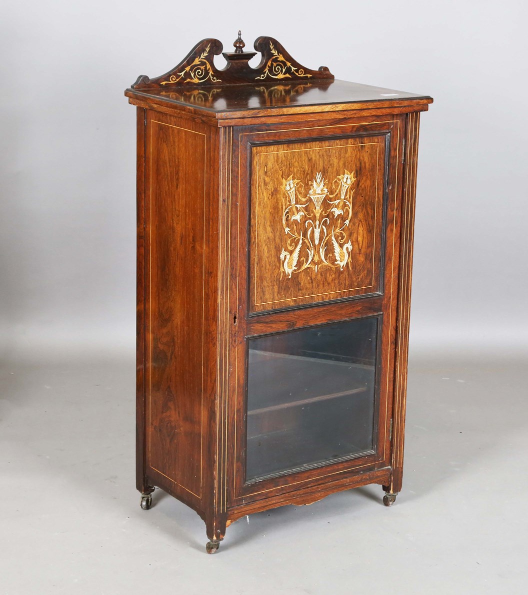 LOT 2076