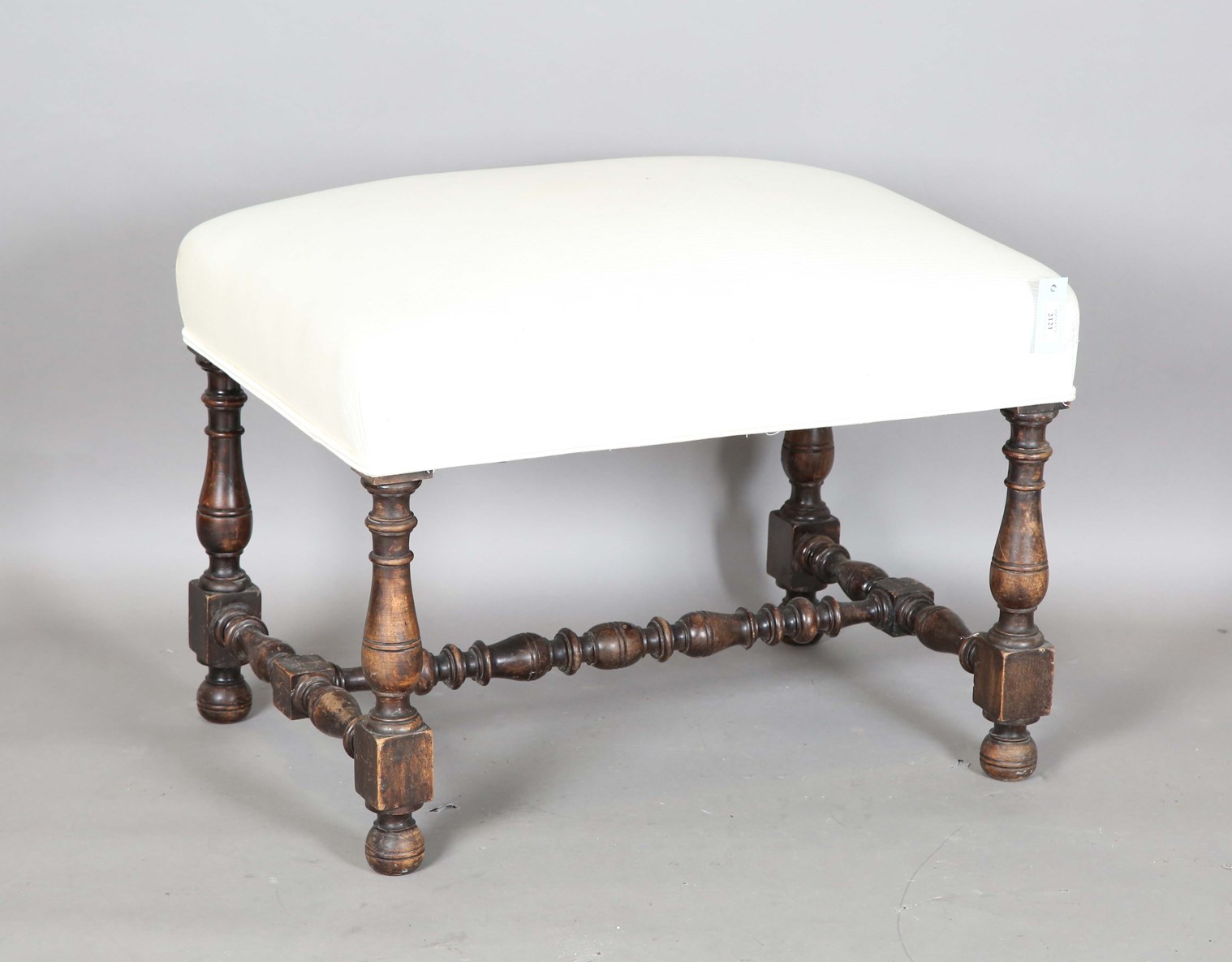 LOT 2121